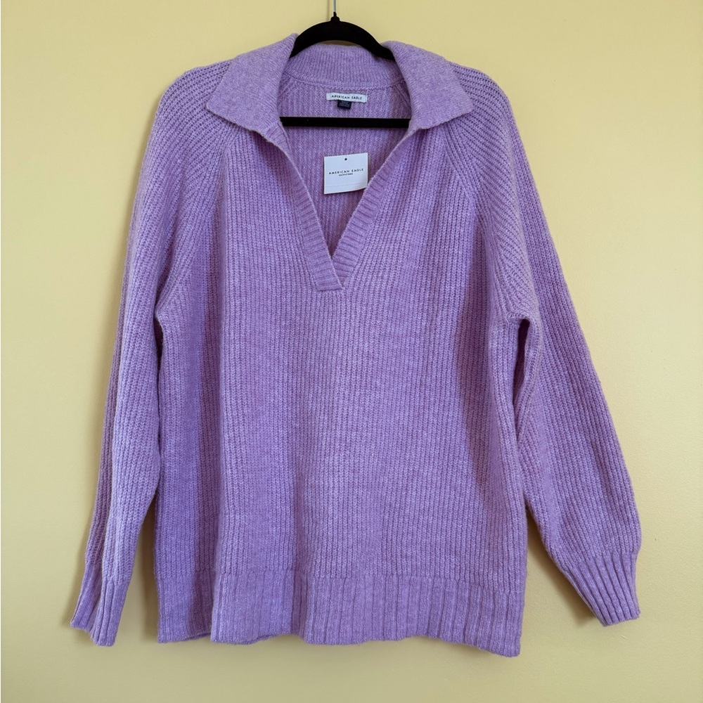 NWT AMERICAN EAGLE SWEATER V NECK